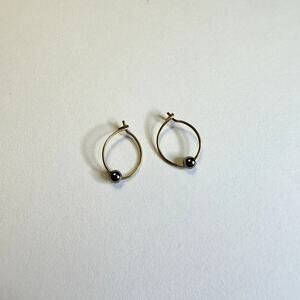 NWOT 24k gold over surgical steel silver beaded hoop huggie earrings